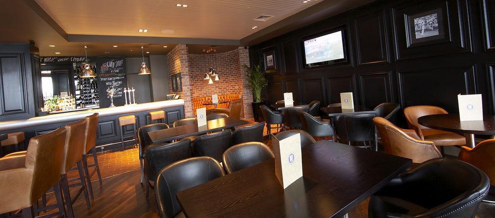 Village Hotel Manchester Ashton Exterior photo